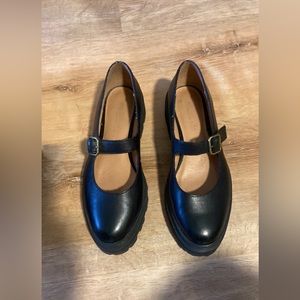 Women’s Madewell size 7.5 Mary Jane with thick soles.